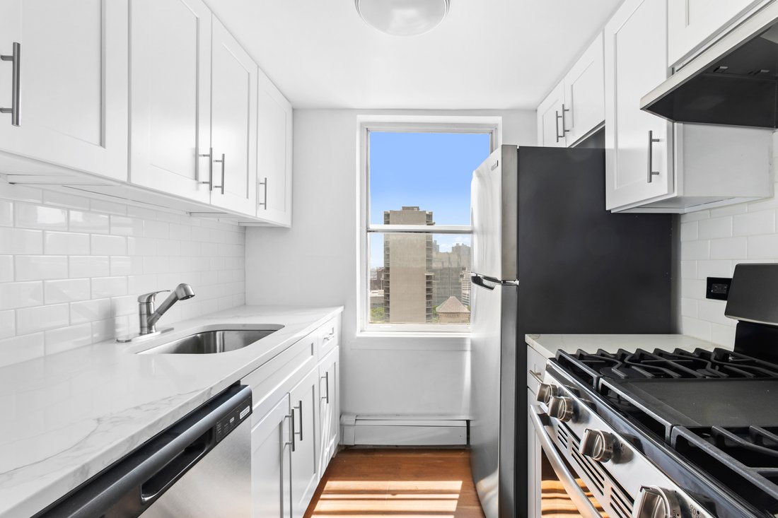 Co Op in New York, New York, United States 4 - 18232560