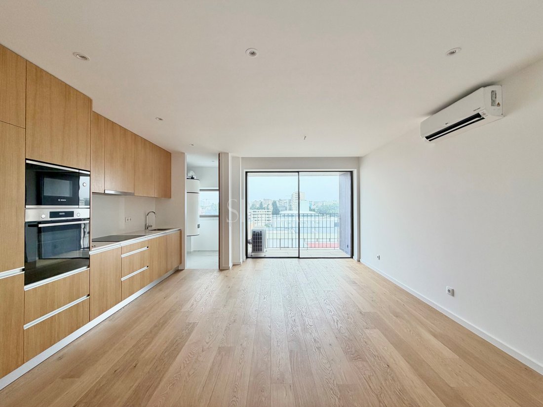 Apartment in Matosinhos e Leca da Palmeira, Porto District, Portugal 4 - 18230805