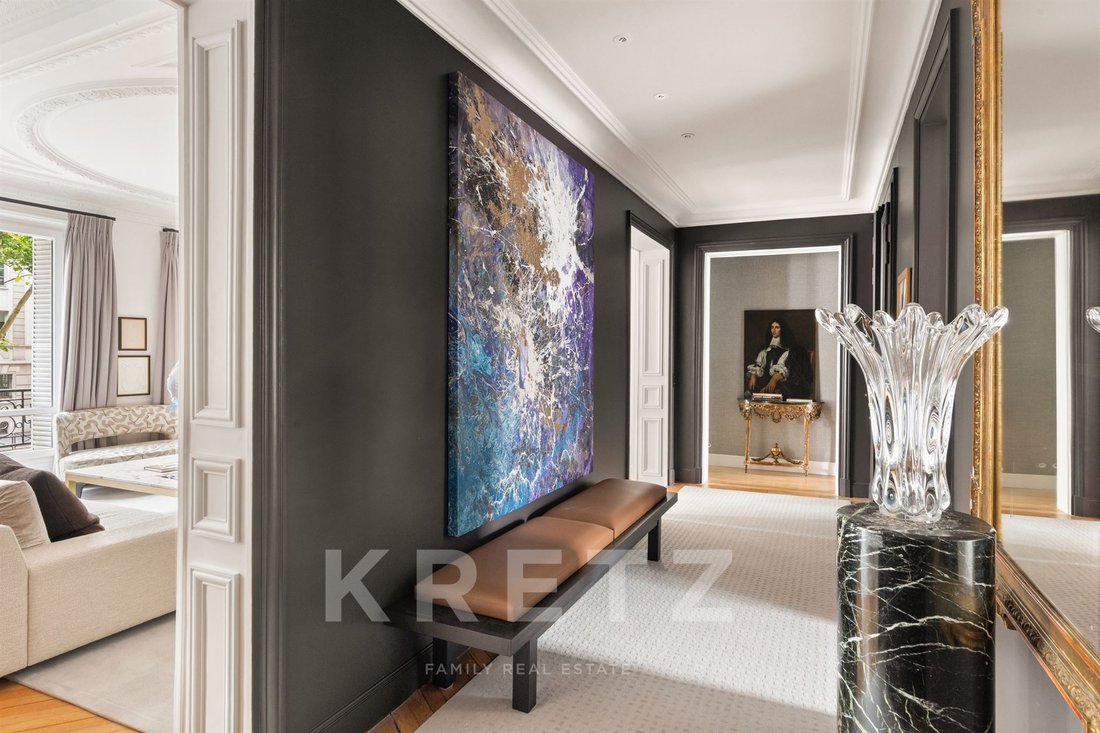 Apartment in Ecole Militaire, Paris 7e Arrondissement, Paris 3 - 18047343