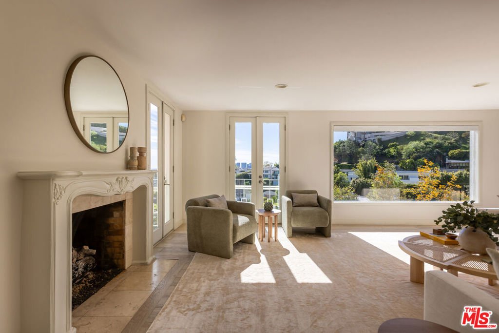 House in Los Angeles, California, United States 4 - 18229818