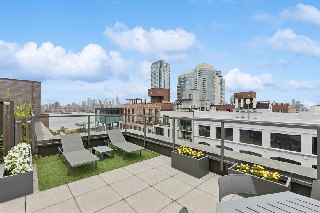 Condo in New York, New York, United States 2 - 18227089