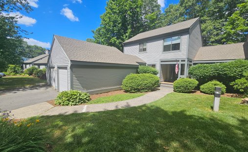 Condo in Avon, Connecticut, United States 1