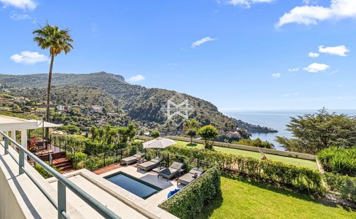 Villa in Èze, Provence-Alpes-Côte d'Azur, France 1