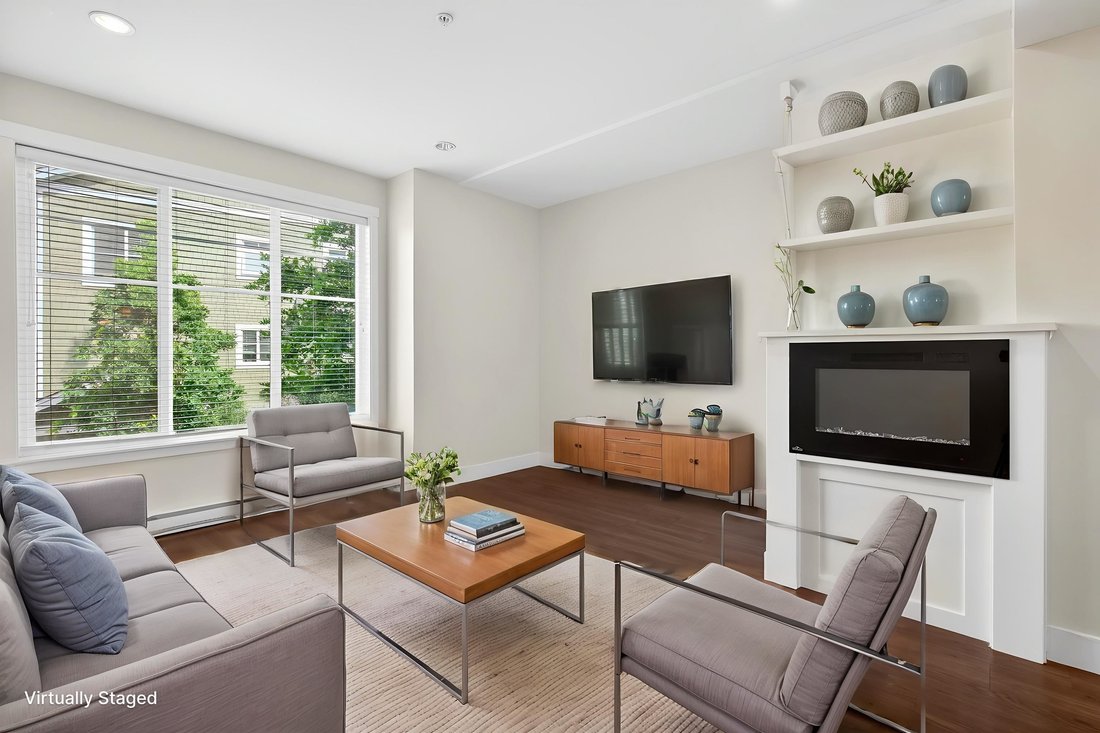 Townhouse in Langley Township, British Columbia, Canada 3 - 18230594