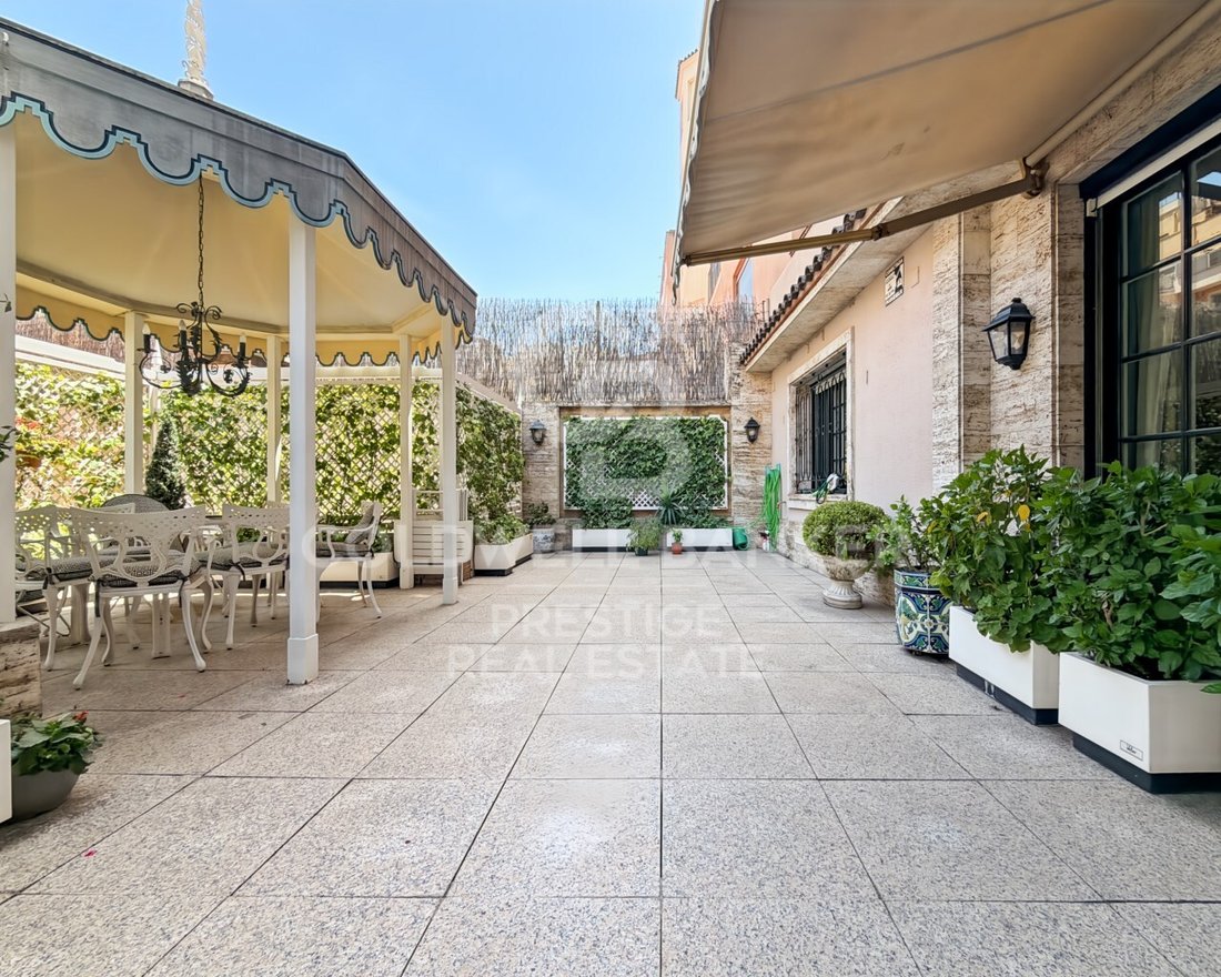 Apartment in Sarrià-Sant Gervasi, Barcelona, Spain 1 - 18227174