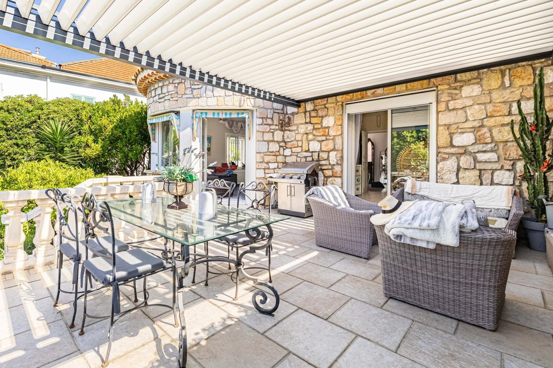 House in Nice, Provence-Alpes-Côte d'Azur, France 3 - 18227486