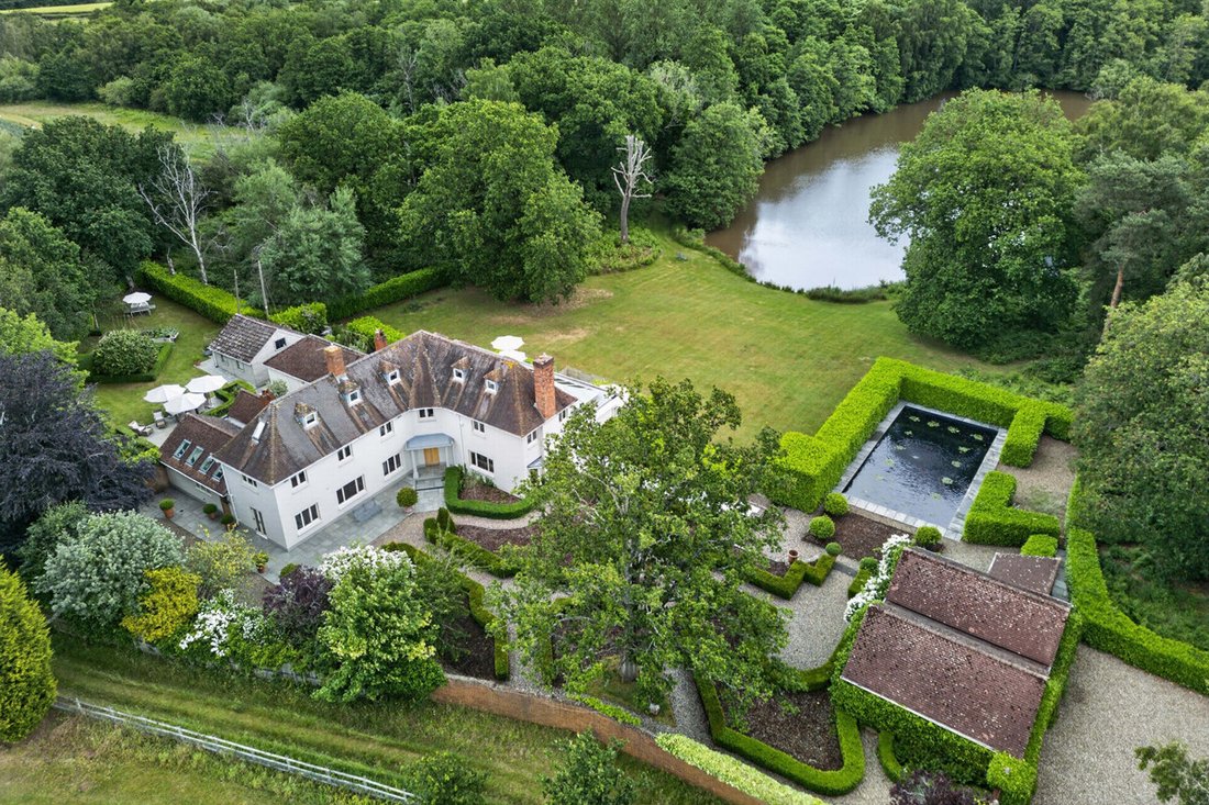 Country House in Stone, Wolverley, England 2 - 18230016