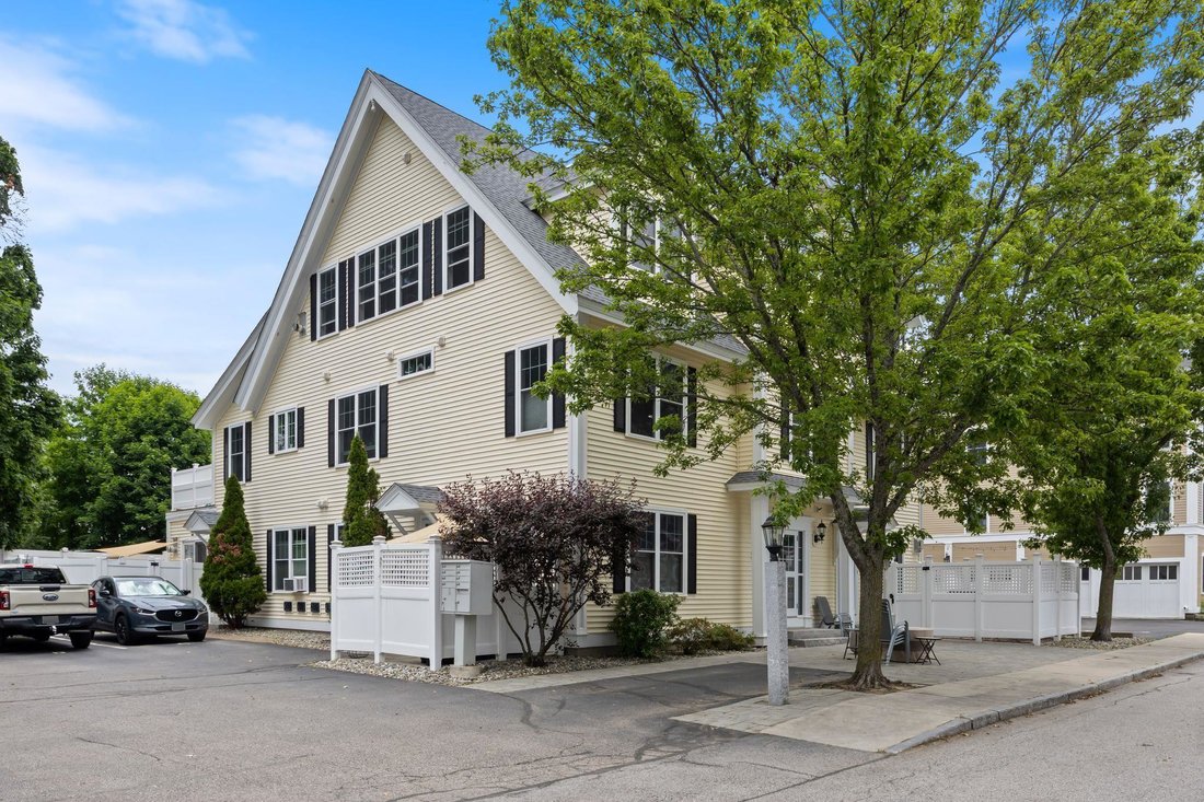 Condo in Portsmouth, New Hampshire, United States 2 - 18226778