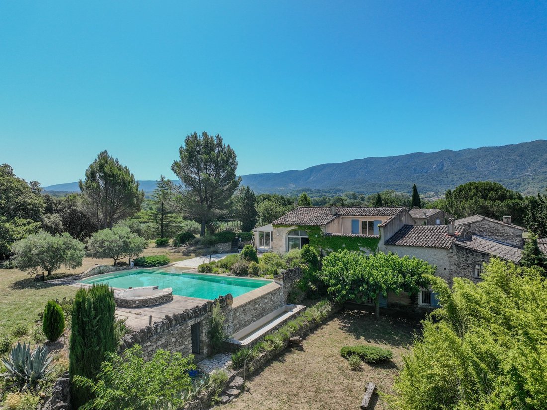 House in Oppède, Provence-Alpes-Côte d'Azur, France 2 - 17777515