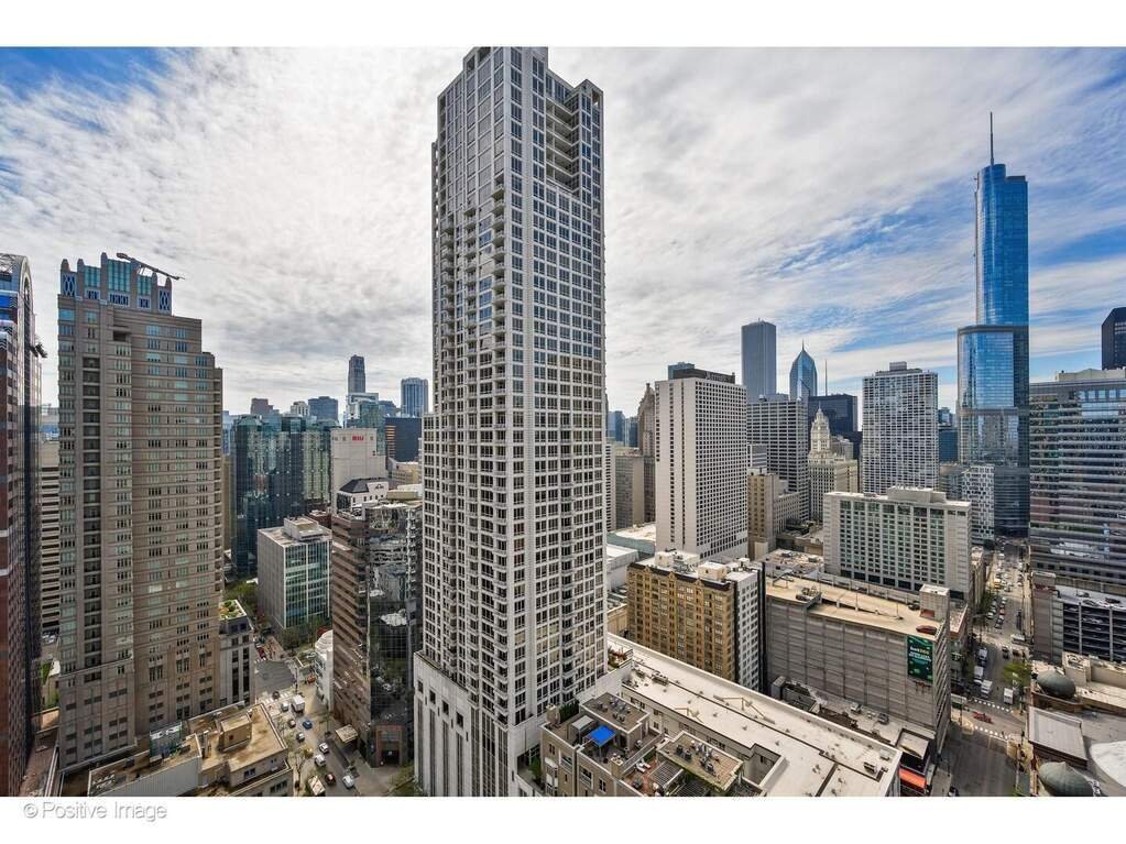 House in Chicago, Illinois, United States 3 - 18229124