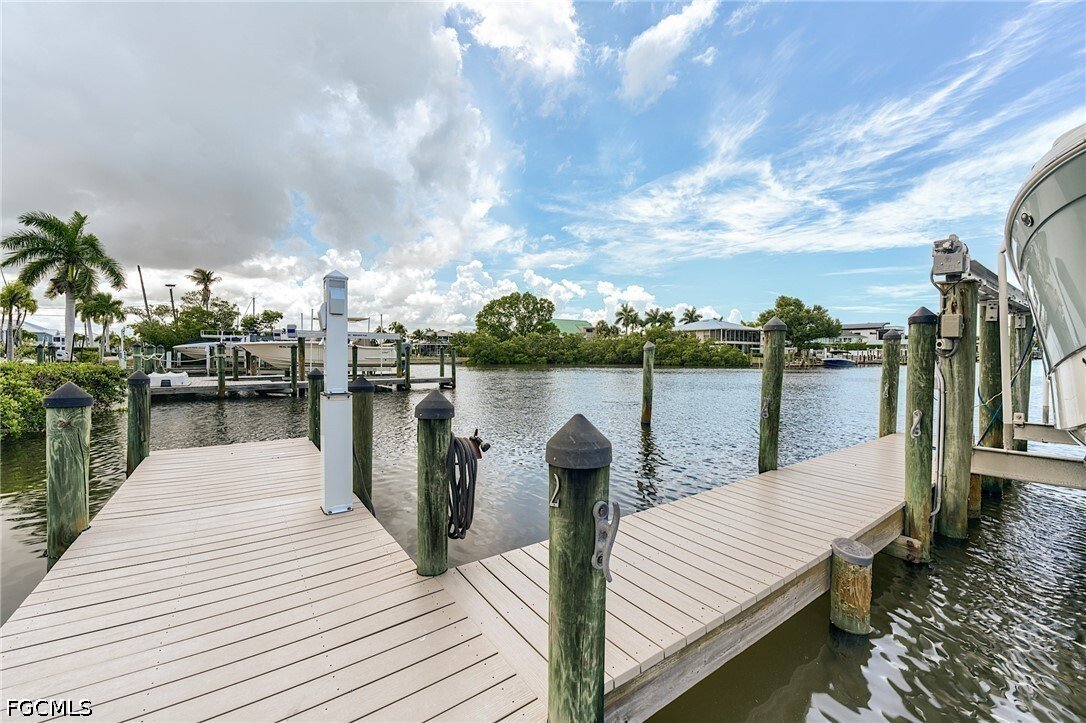 House in Fort Myers Beach, Florida, United States 2 - 18225792