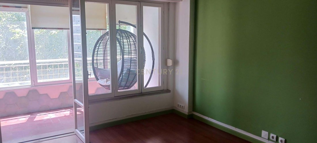 Apartment in Alvalade, Lisbon, Portugal 4 - 18227200