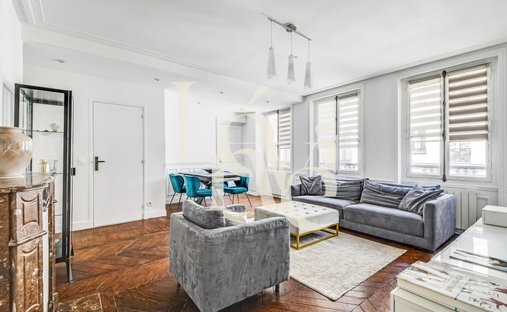Apartment in Saint Philippe du Roule, Paris 8e Arrondissement, Paris 1
