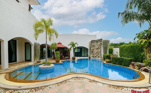Villa in Pong, Chon Buri, Thailand 1
