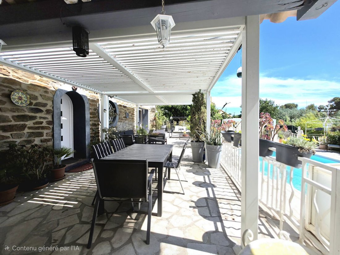 Villa in Le Lavandou, Provence-Alpes-Côte d'Azur, France 2 - 18224409