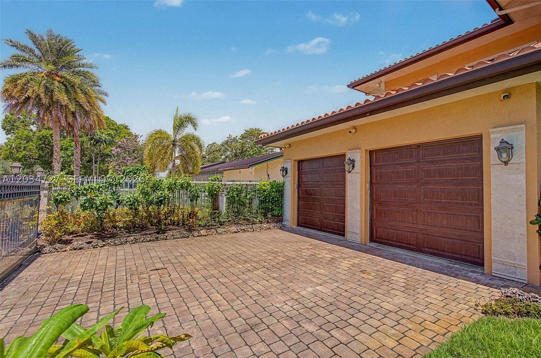 House in Coral Gables, Florida, United States 3 - 18230061