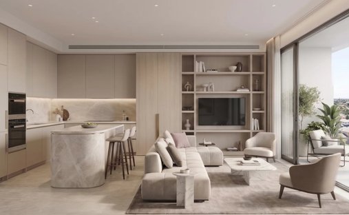 Apartment in Plateau Nord, Suresnes, France 1