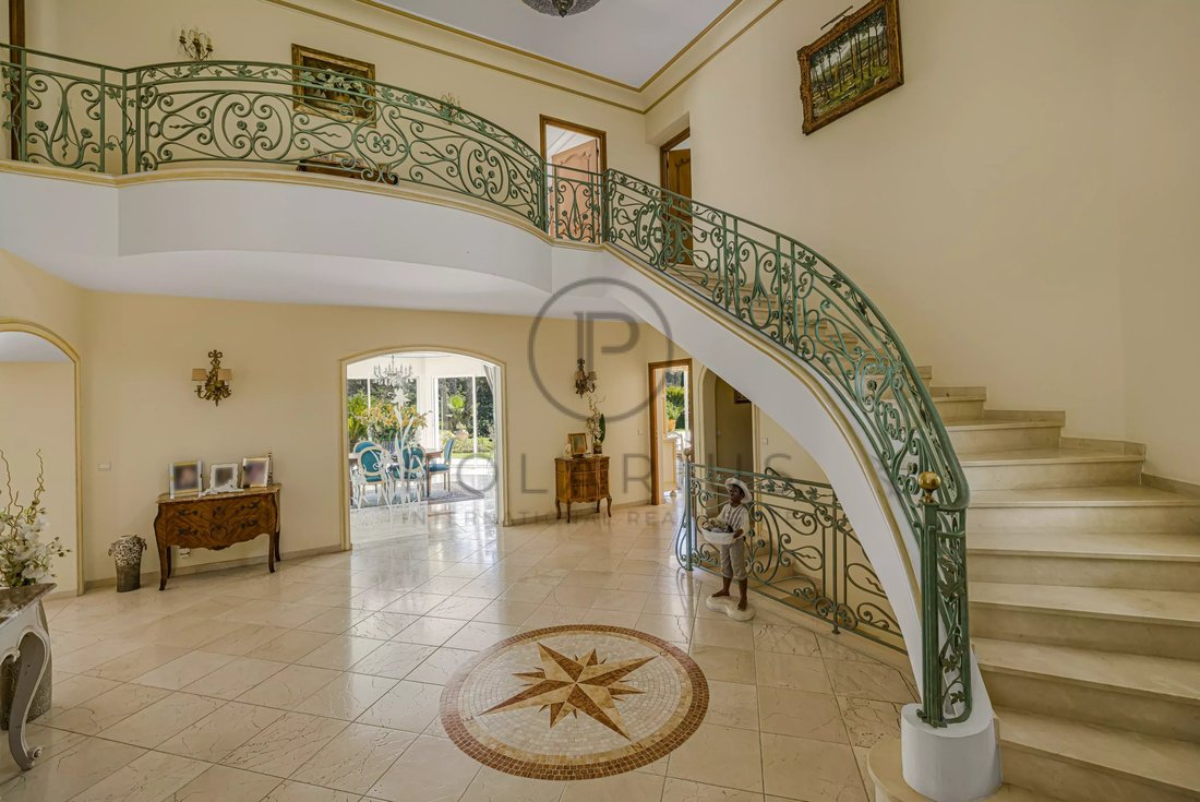 Villa in Mougins, Provence-Alpes-Côte d'Azur, France 4 - 18227385