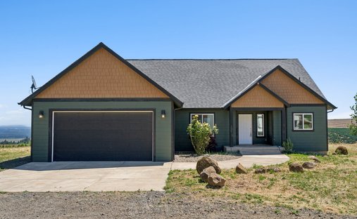 House in Amity, Oregon, United States 1