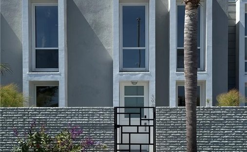 Townhouse in Huntington Beach, California, United States 1