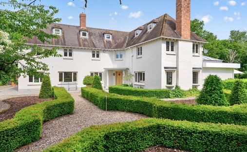 Country House in Stone, Wolverley, England 1