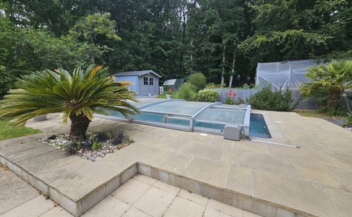 House in Golf, Queven, France 1