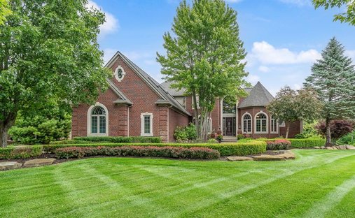 House in Oakland charter Township, Michigan, United States 1