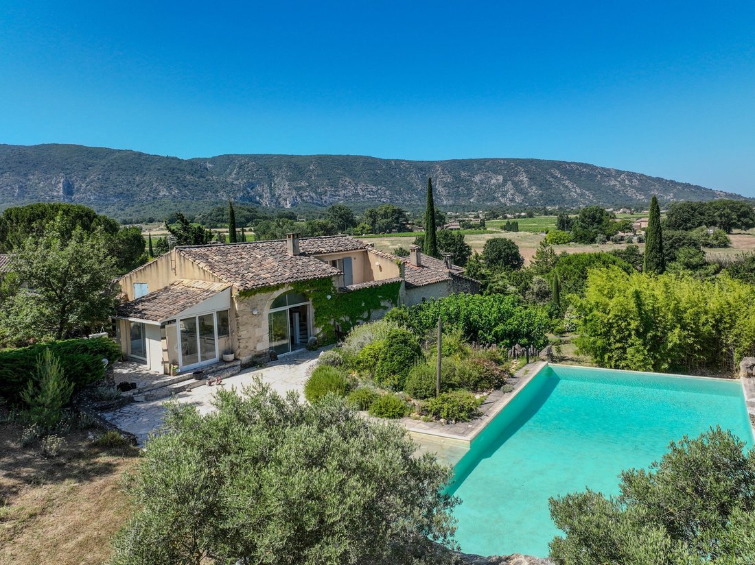 House in Oppède, Provence-Alpes-Côte d'Azur, France 1 - 17777515