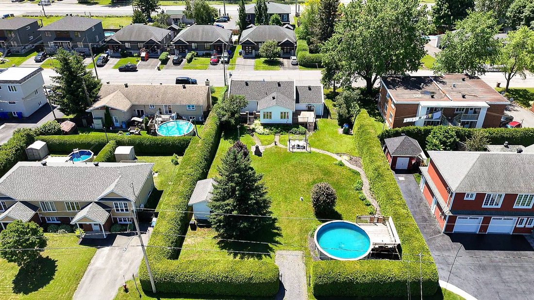 House in Saint-Césaire, Quebec, Canada 2 - 17566150