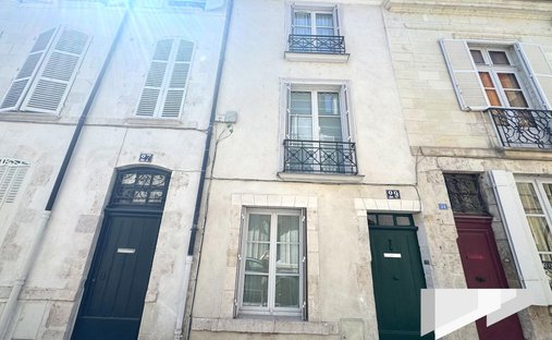 House in Bourgogne-Pasteur, Orleans, France 1