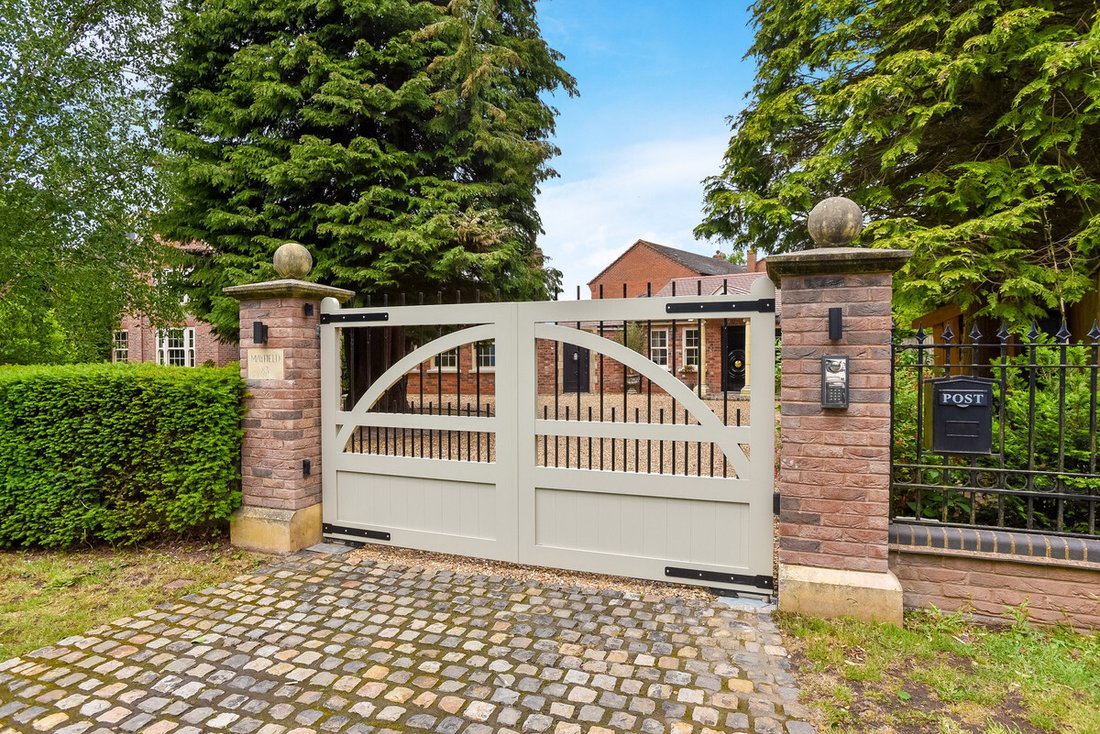 House in Kenilworth, England 4 - 18230047