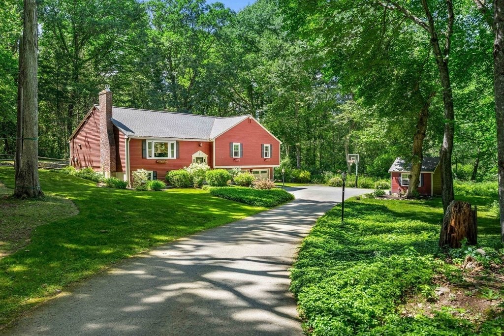 House in Wenham, Massachusetts, United States 2 - 18228932