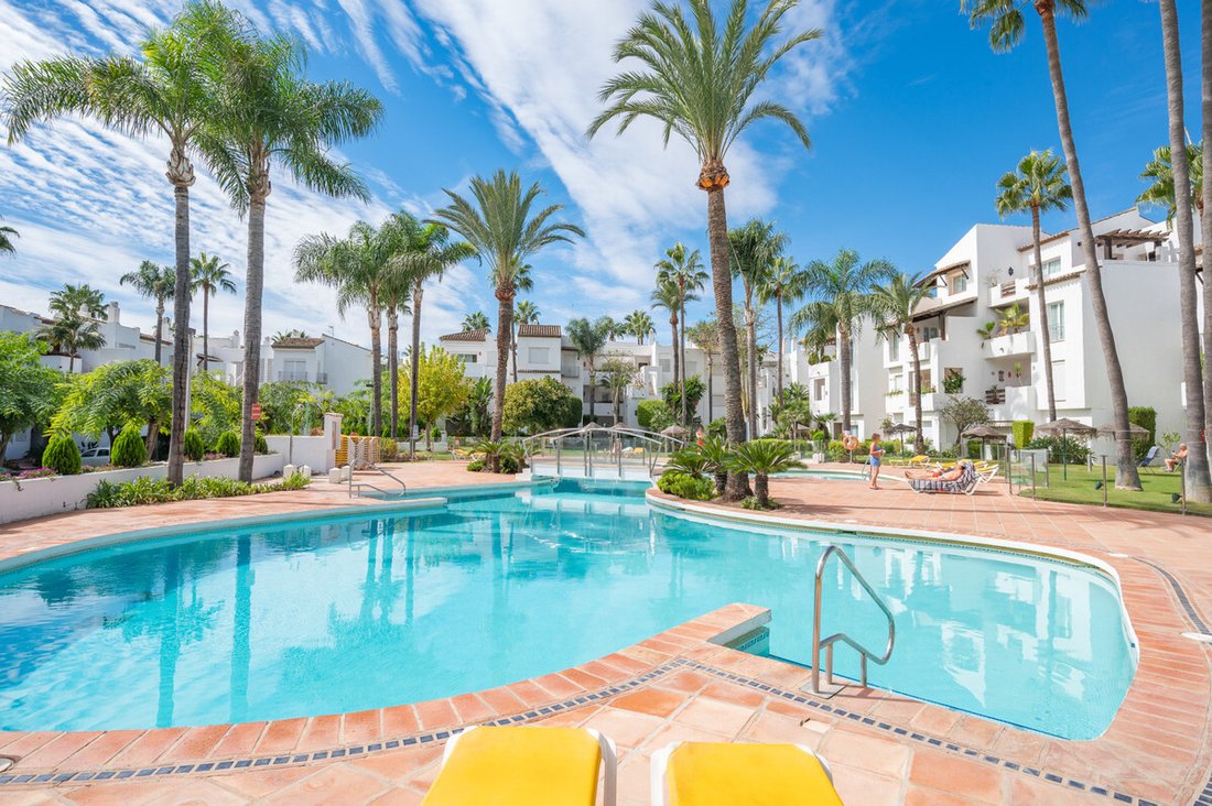 Apartment in Cancelada, Estepona, Andalusia 2 - 18230695