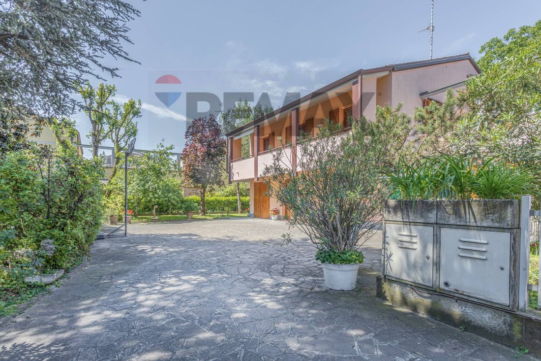 House in Sesso-San Prospero-Tondo, Reggio Emilia, Emilia-Romagna 1 - 18228899