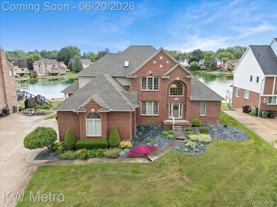House in Utica, Michigan, United States 1 - 18230300