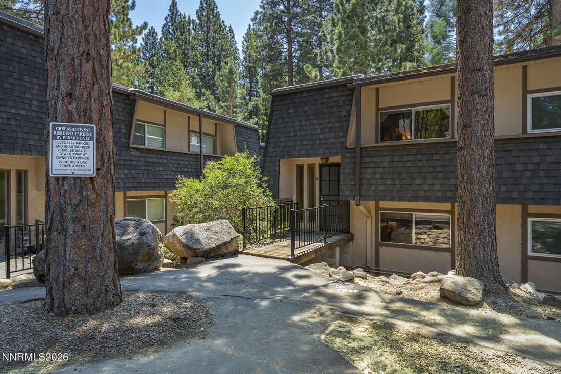 Condo in Incline Village, Nevada, United States 1 - 18225232