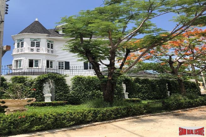 Villa in Bangkok, Bangkok, Thailand 1 - 18228077