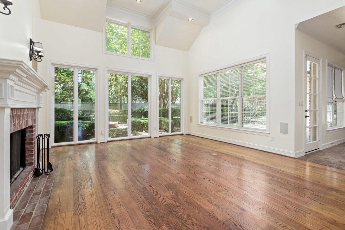 House in Beaumont, Texas, United States 5 - 18226541