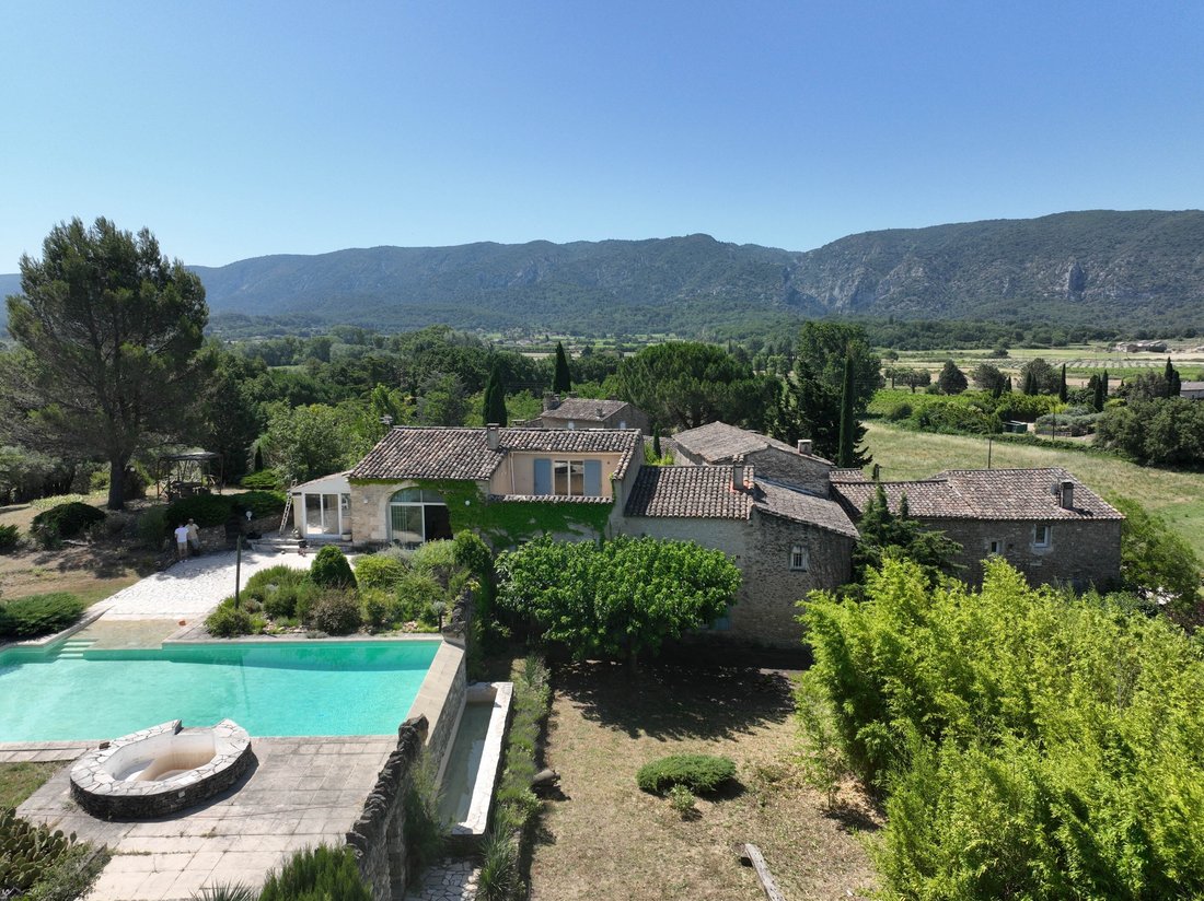 House in Oppède, Provence-Alpes-Côte d'Azur, France 3 - 17777515