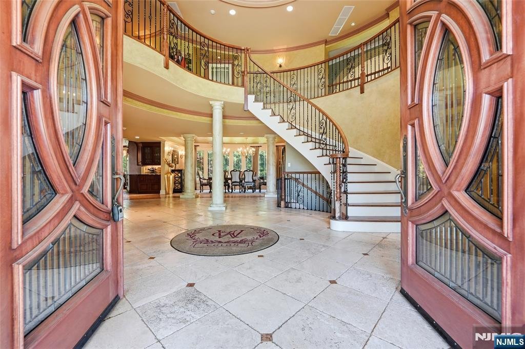 House in Paramus, New Jersey, United States 5 - 17800574