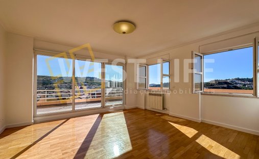 Apartment in Santa Maria, Sao Pedro e Matacaes, Lisbon, Portugal 1