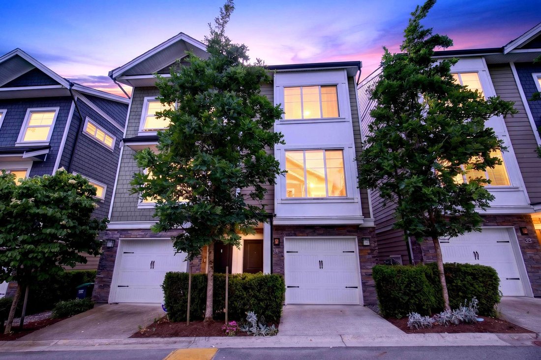 Townhouse in Langley Township, British Columbia, Canada 1 - 18230594