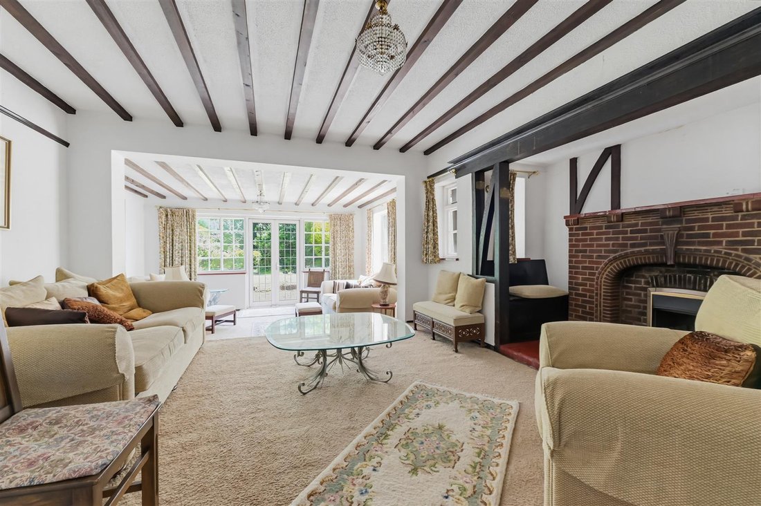 House in Nork, Reigate and Banstead, England 1 - 18229740