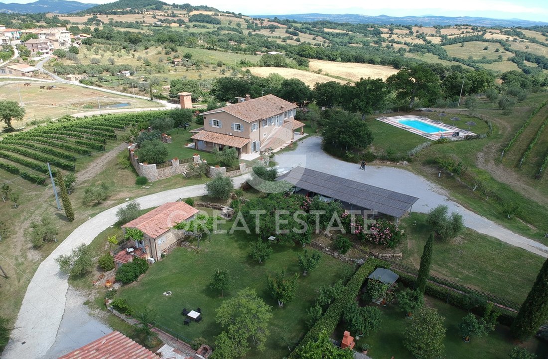 Estate in Semproniano, Tuscany, Italy 1 - 18227243