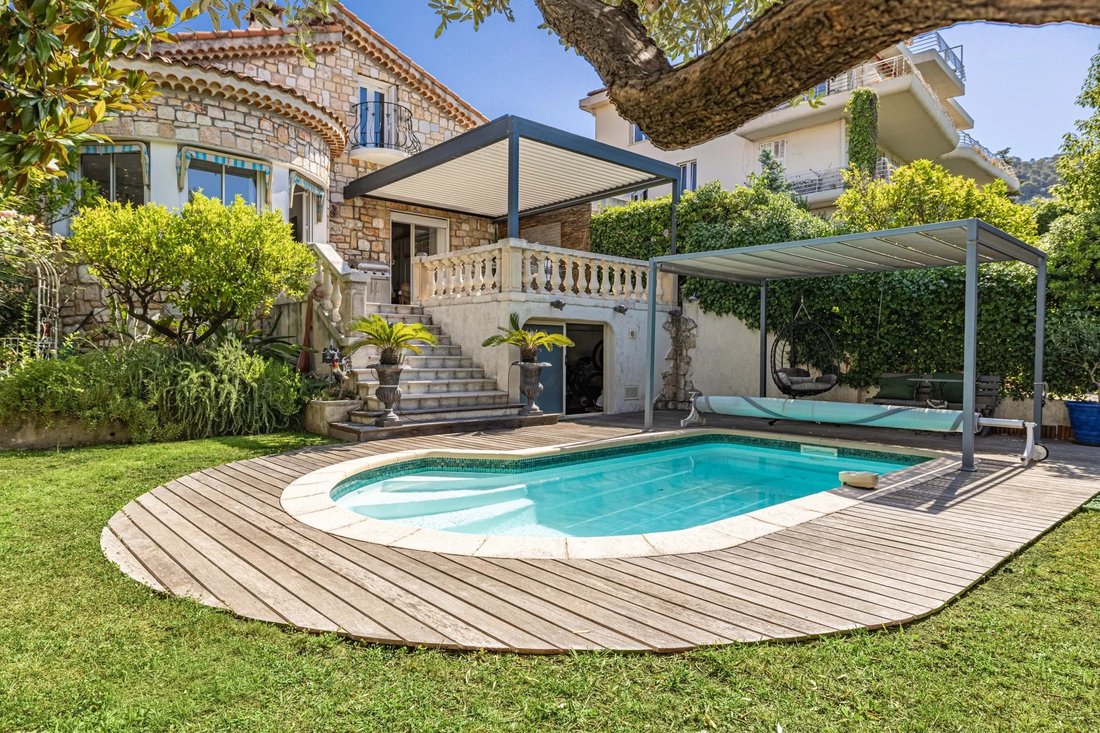 House in Nice, Provence-Alpes-Côte d'Azur, France 1 - 18227486