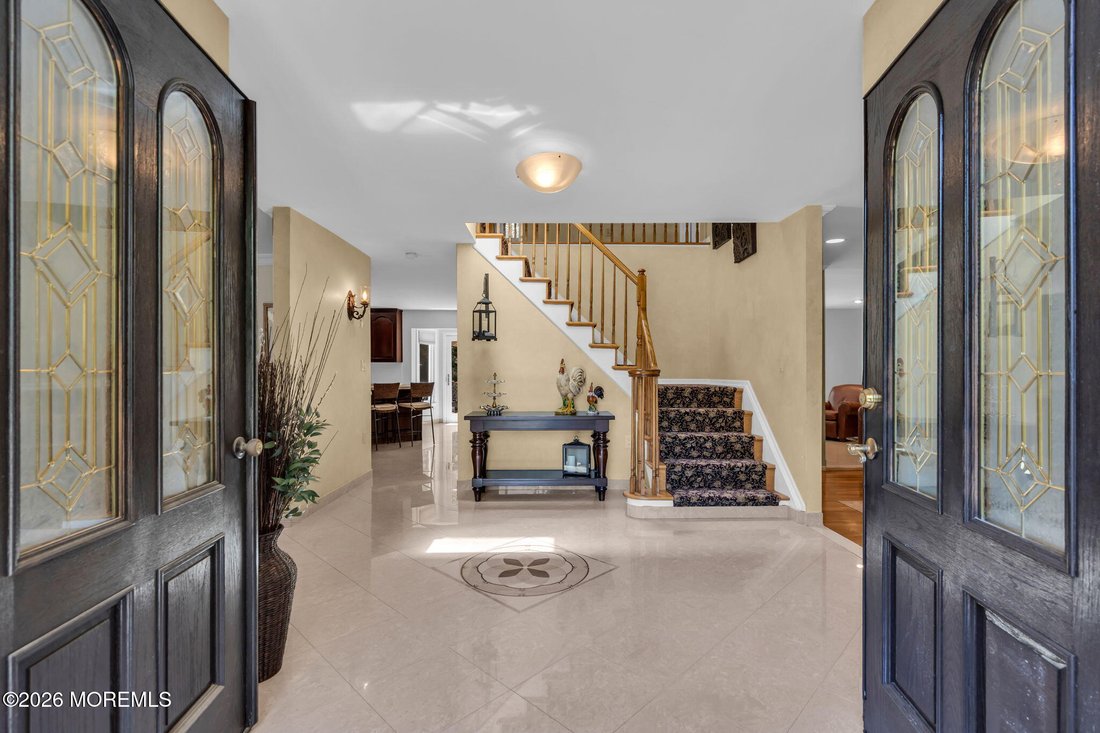 House in Manalapan Township, New Jersey, United States 4 - 18229997