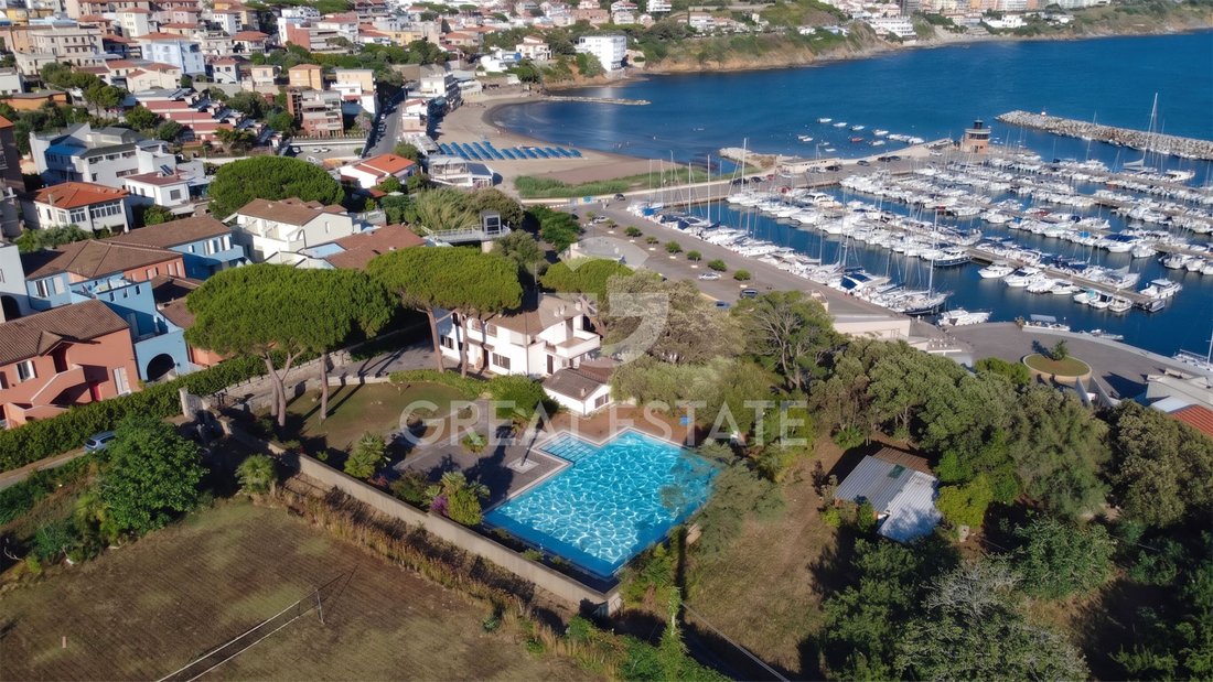 Estate in Center, Piombino, Tuscany 4 - 18204444