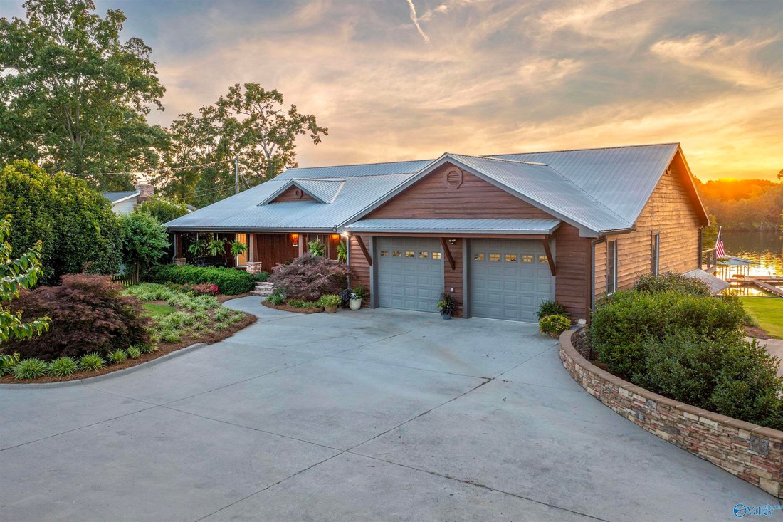 House in Centre, Alabama, United States 1 - 18225298