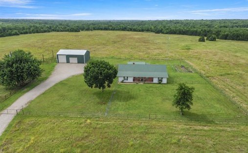 Farm Ranch in Sumner, Texas, United States 1