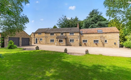 House in Islip, England 1